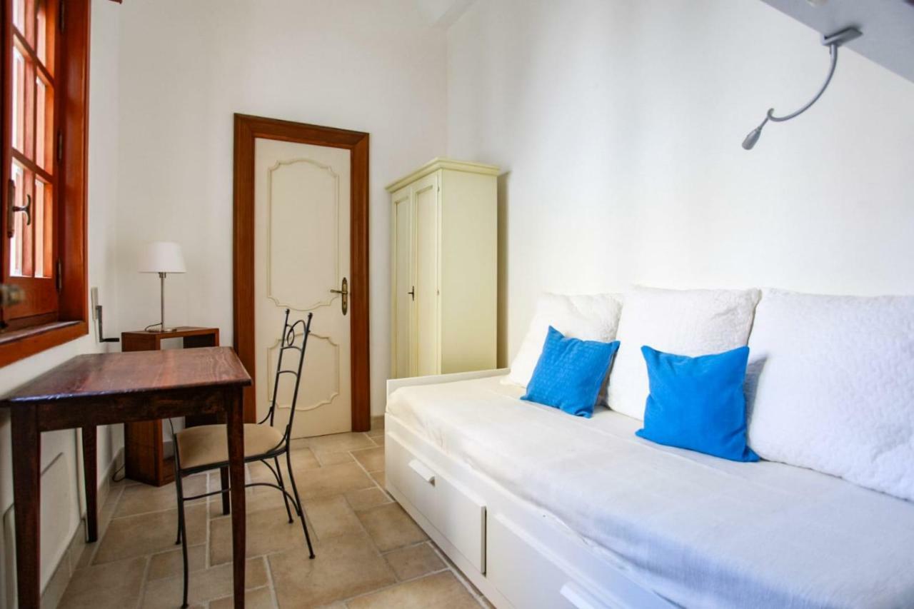 Palazzo Candido Suites & Apartments - Sit Apartment Lecce Buitenkant foto